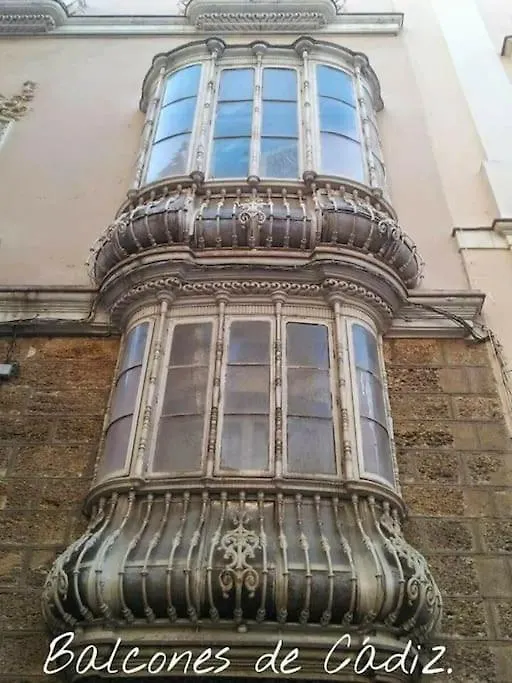 A 5 Min De La Playa Victoria Y Del Htal Pta Mar Apartment Cadiz 0*,  Spain